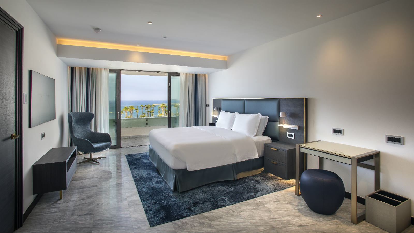 Lifestyle Suite (Adults Only)